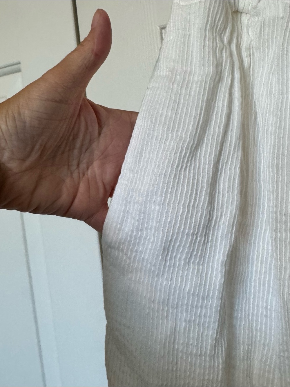 Quince Organic Textured Cotton Smocked V-Neck Midi Dress White XS - Picture 6 of 14